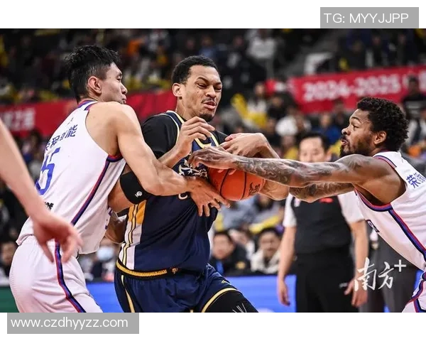 CBA激战广东东阳光迎战辽宁本钢决战赛季荣耀之巅